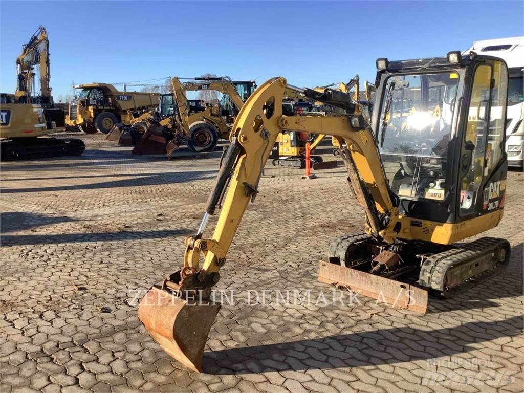 CAT 301.7D Kāpurķēžu ekskavatori