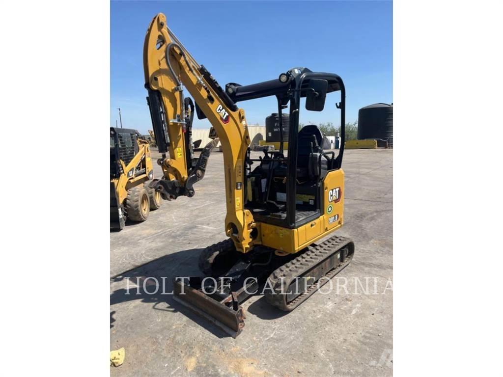 CAT 301.8 Kāpurķēžu ekskavatori
