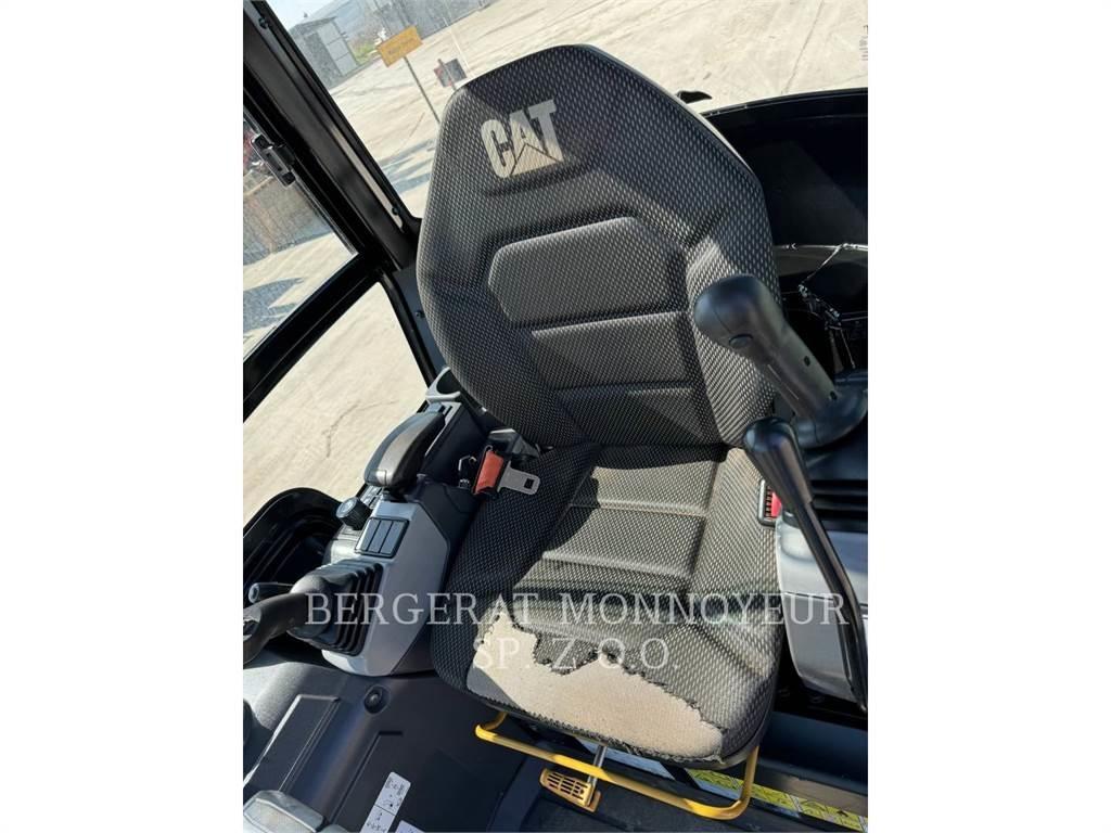 CAT 301.8 Kāpurķēžu ekskavatori