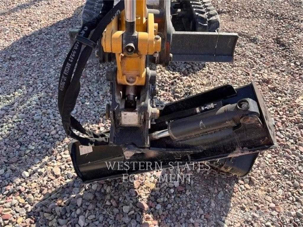 CAT 301.8 Kāpurķēžu ekskavatori