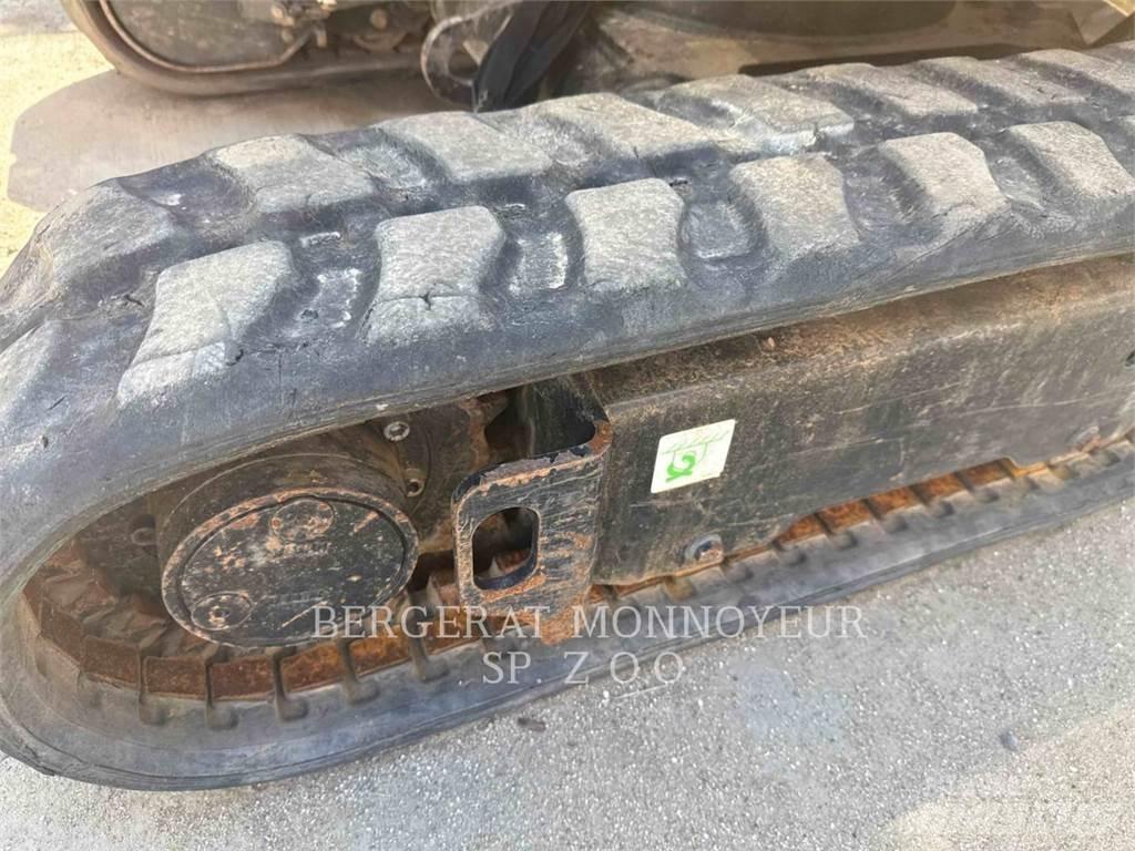 CAT 301.8 Kāpurķēžu ekskavatori