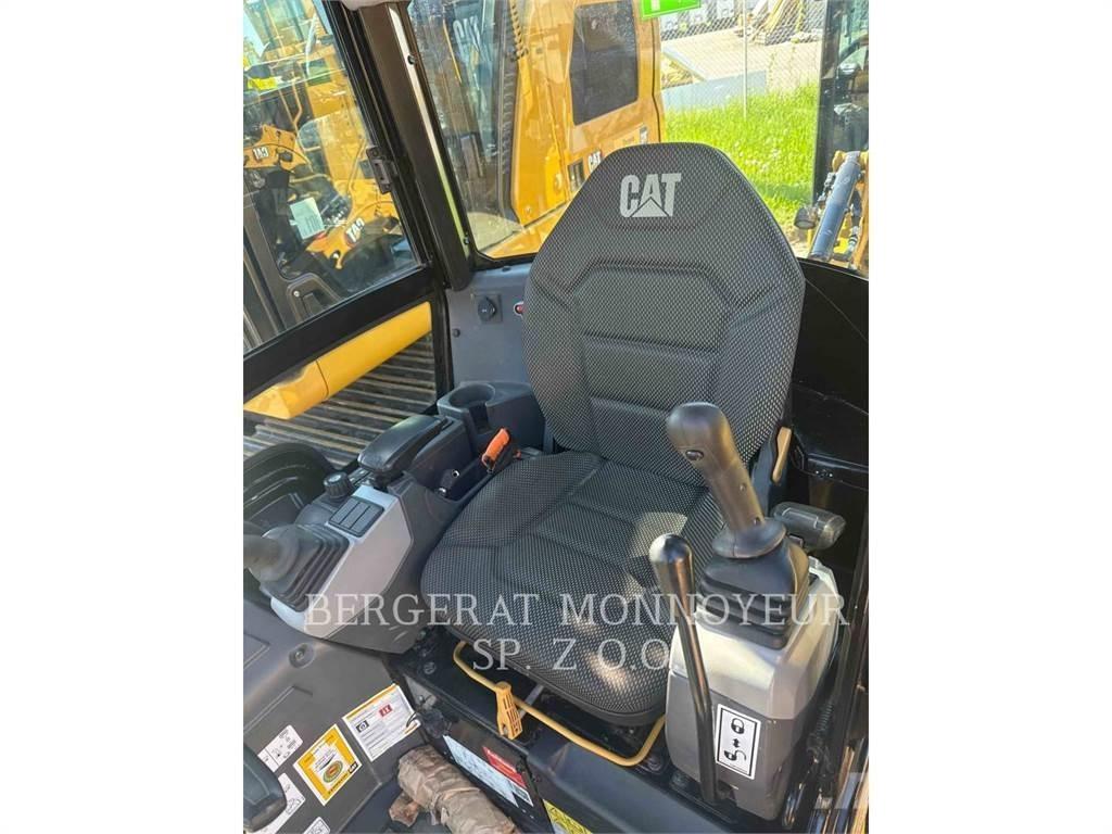 CAT 301.8 Kāpurķēžu ekskavatori