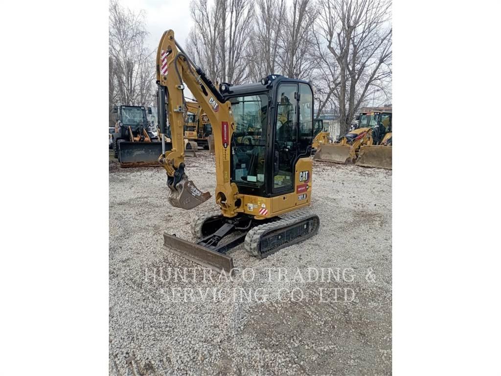 CAT 301.8-05 Kāpurķēžu ekskavatori
