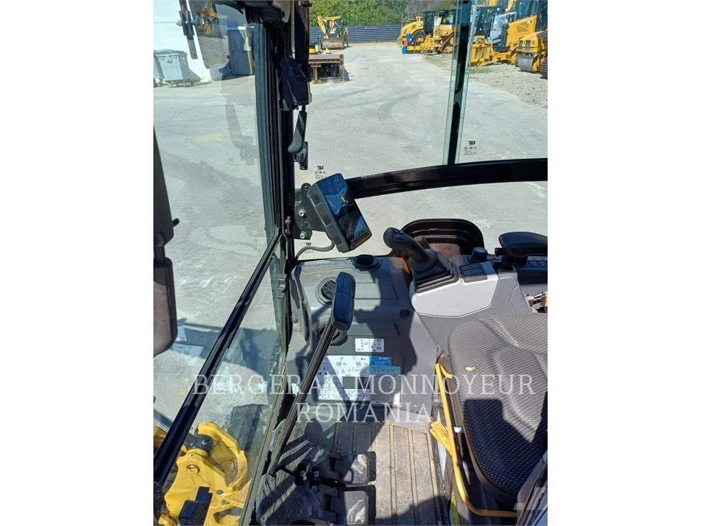 CAT 301.8-05 Kāpurķēžu ekskavatori