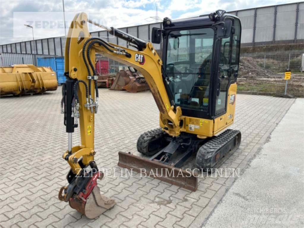 CAT 301.8-05A Kāpurķēžu ekskavatori