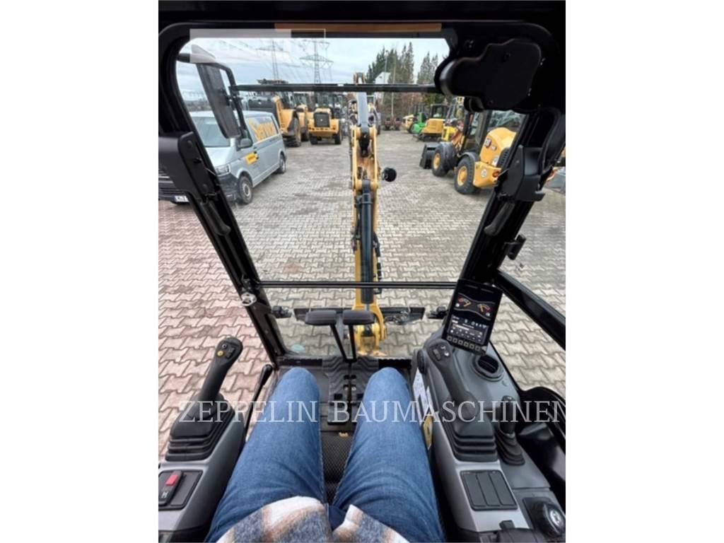 CAT 301.8-05A Kāpurķēžu ekskavatori