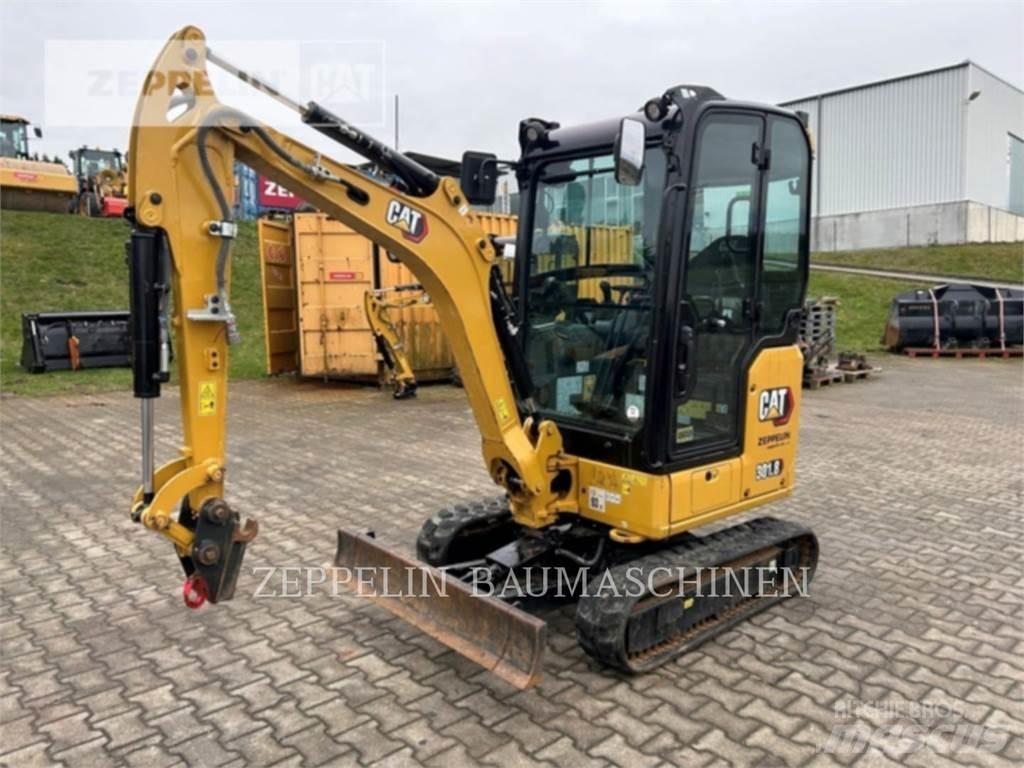 CAT 301.8-05A Kāpurķēžu ekskavatori