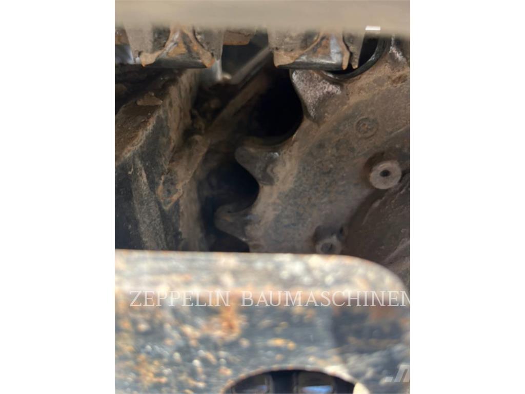 CAT 301.8-05A Kāpurķēžu ekskavatori