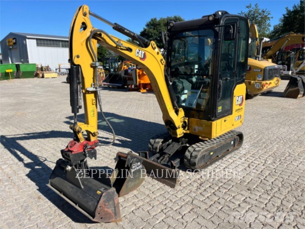 CAT 301.8-05A Kāpurķēžu ekskavatori