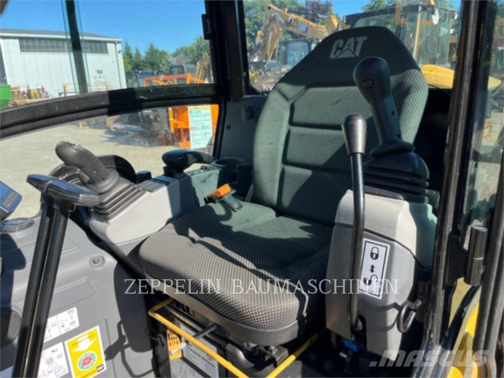 CAT 301.8-05A Kāpurķēžu ekskavatori