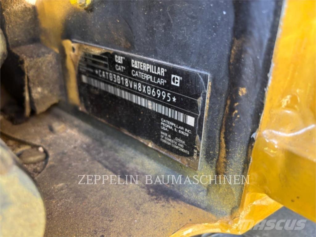 CAT 301.8-05A Kāpurķēžu ekskavatori