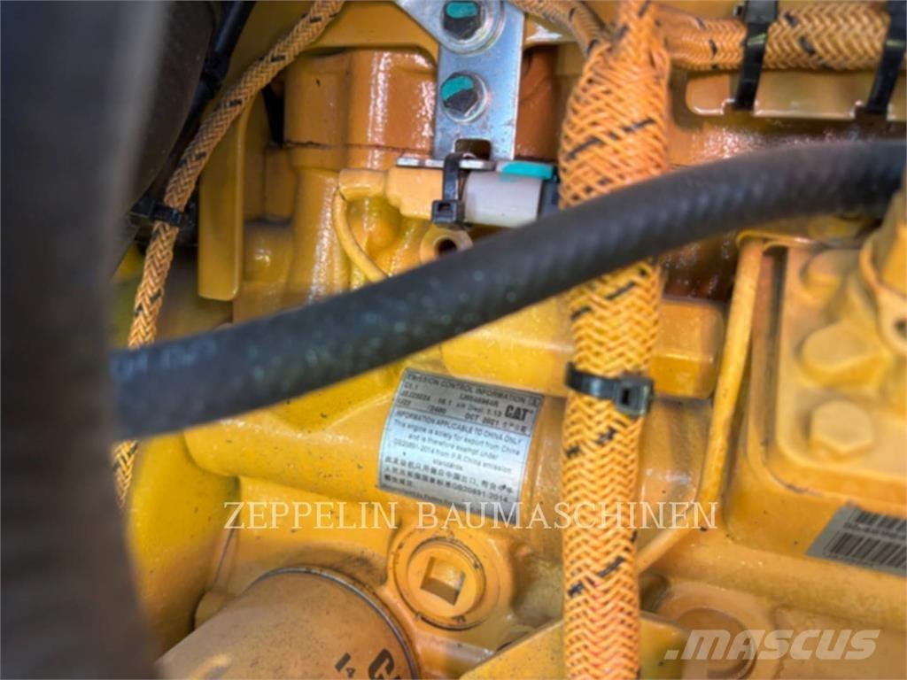 CAT 301.8-05A Kāpurķēžu ekskavatori