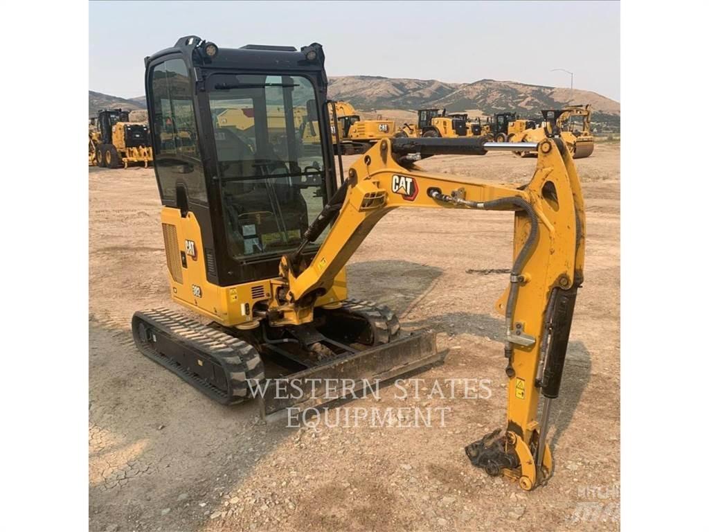 CAT 302 Kāpurķēžu ekskavatori