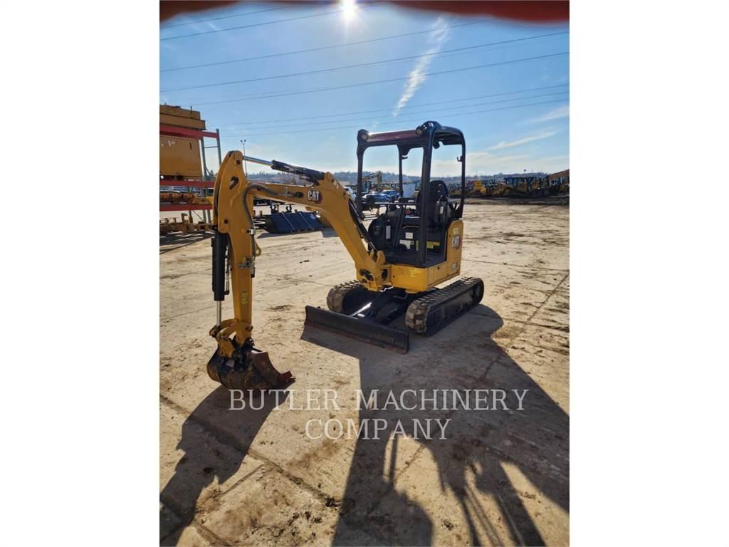 CAT 302-05A CR Kāpurķēžu ekskavatori
