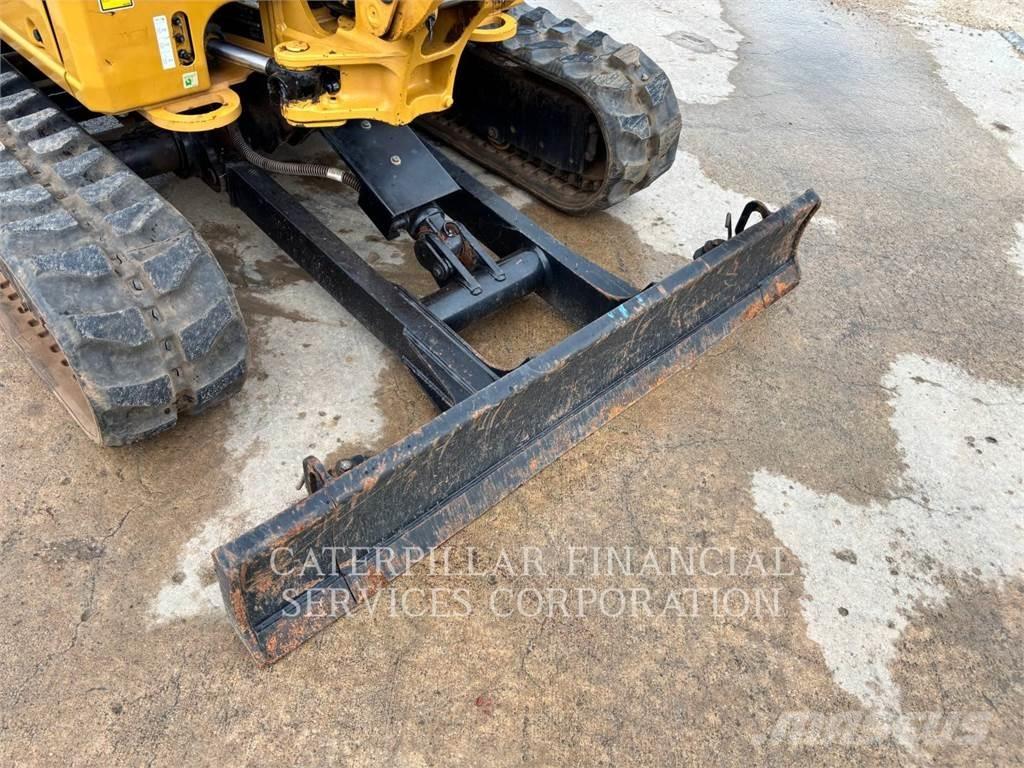 CAT 302-05CR Kāpurķēžu ekskavatori