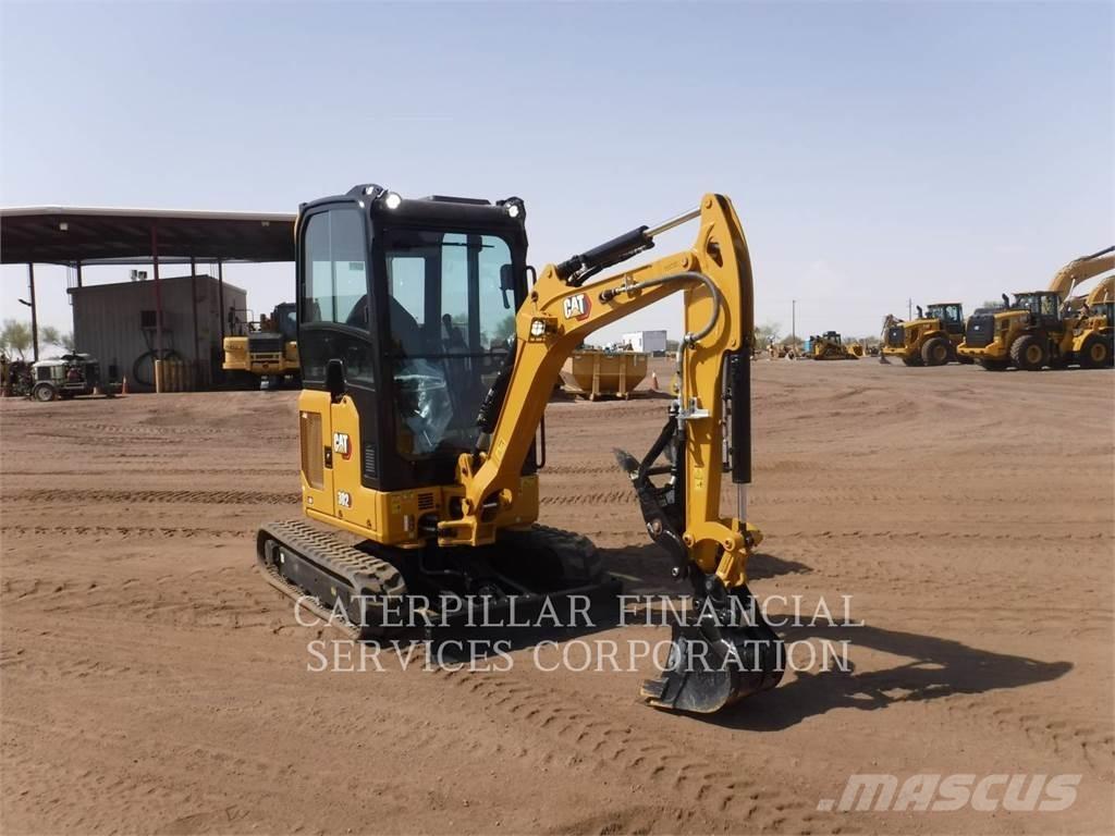 CAT 302-05CR Kāpurķēžu ekskavatori