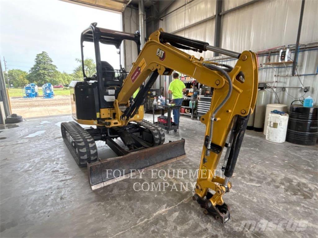 CAT 302.7-07LO Kāpurķēžu ekskavatori