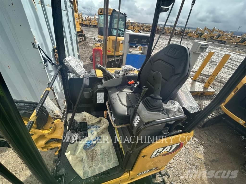 CAT 302.7 C1 Kāpurķēžu ekskavatori