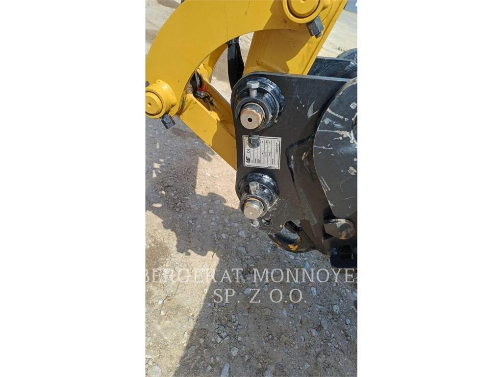CAT 302.7CR Kāpurķēžu ekskavatori