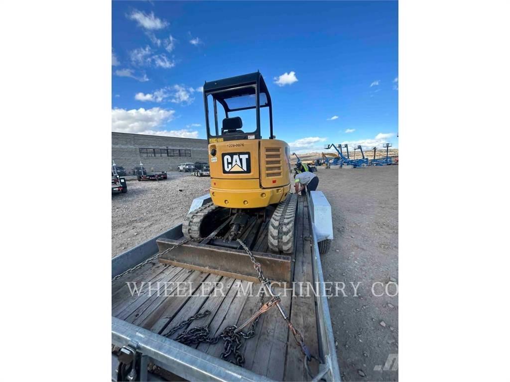 CAT 302.7DC1TH Kāpurķēžu ekskavatori