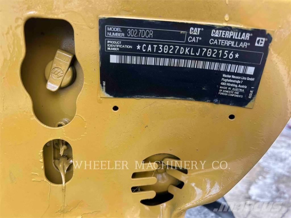 CAT 302.7DC1TH Kāpurķēžu ekskavatori