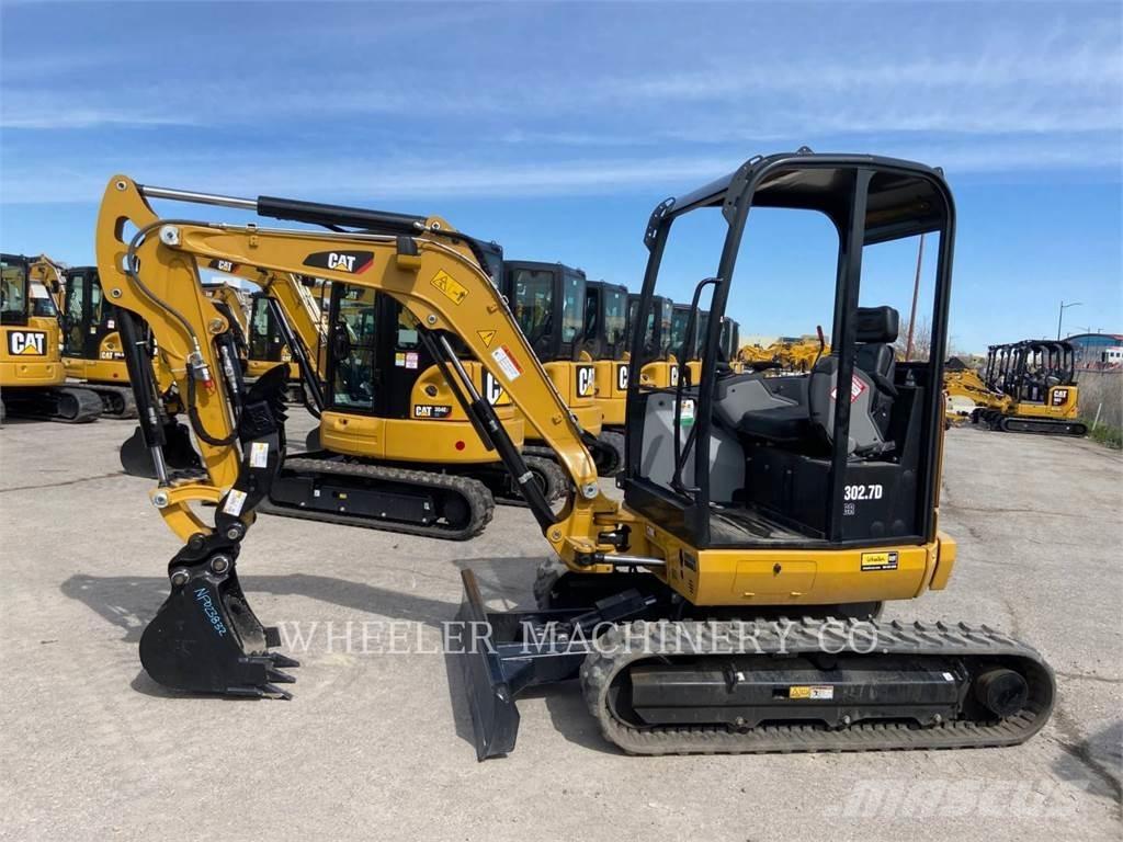CAT 302.7DC1TH Kāpurķēžu ekskavatori