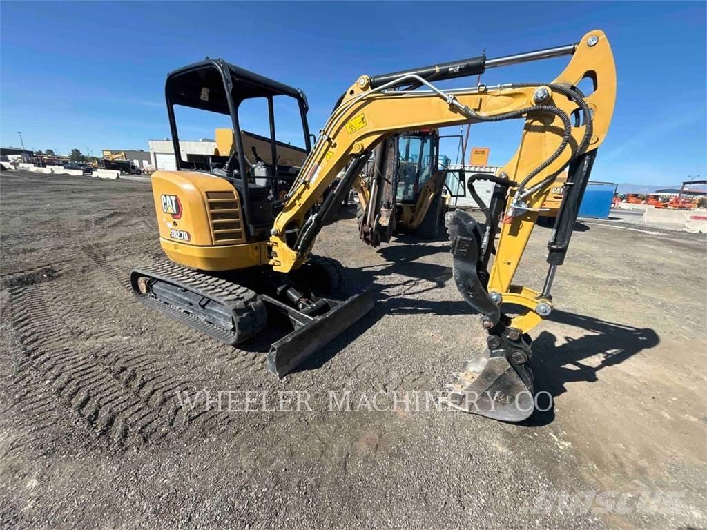 CAT 302.7DC1TH Kāpurķēžu ekskavatori