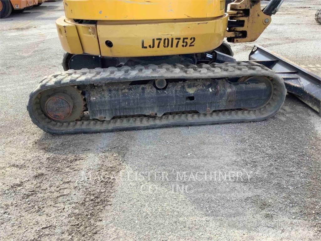 CAT 302.7DCR Kāpurķēžu ekskavatori