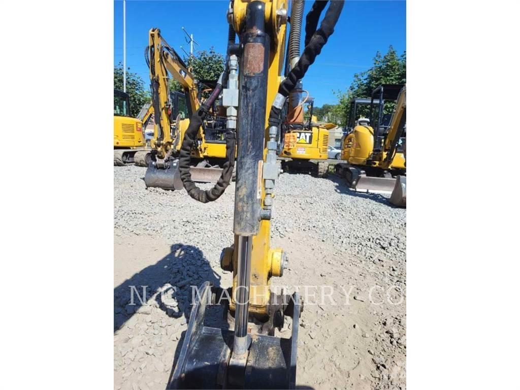 CAT 302.7DCRCN Kāpurķēžu ekskavatori