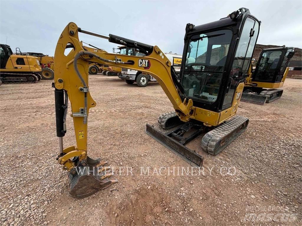 CAT 302 C3 Kāpurķēžu ekskavatori