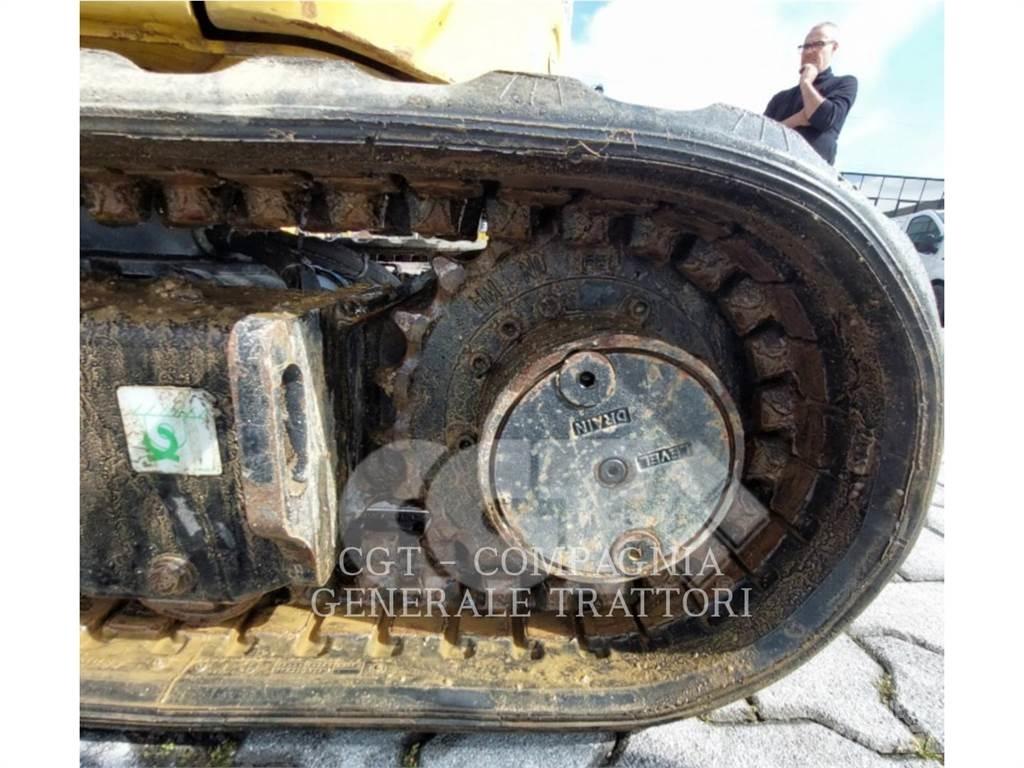 CAT 302 CR Kāpurķēžu ekskavatori