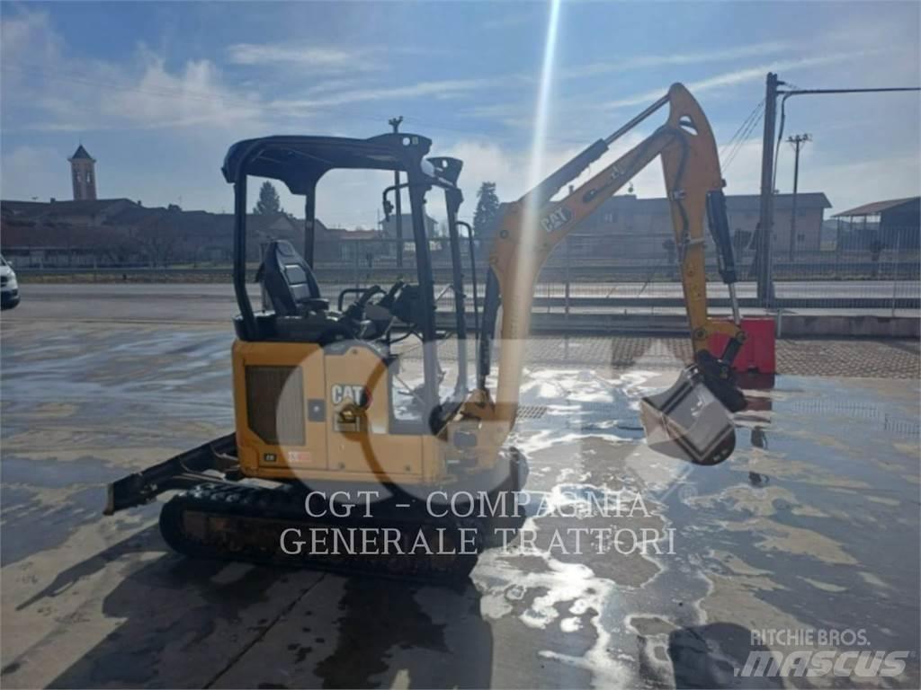 CAT 302 CR Kāpurķēžu ekskavatori