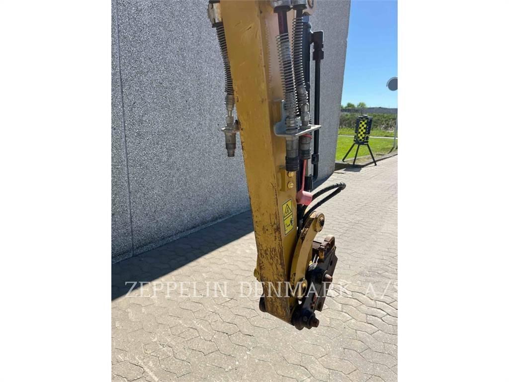 CAT 30205CR Kāpurķēžu ekskavatori
