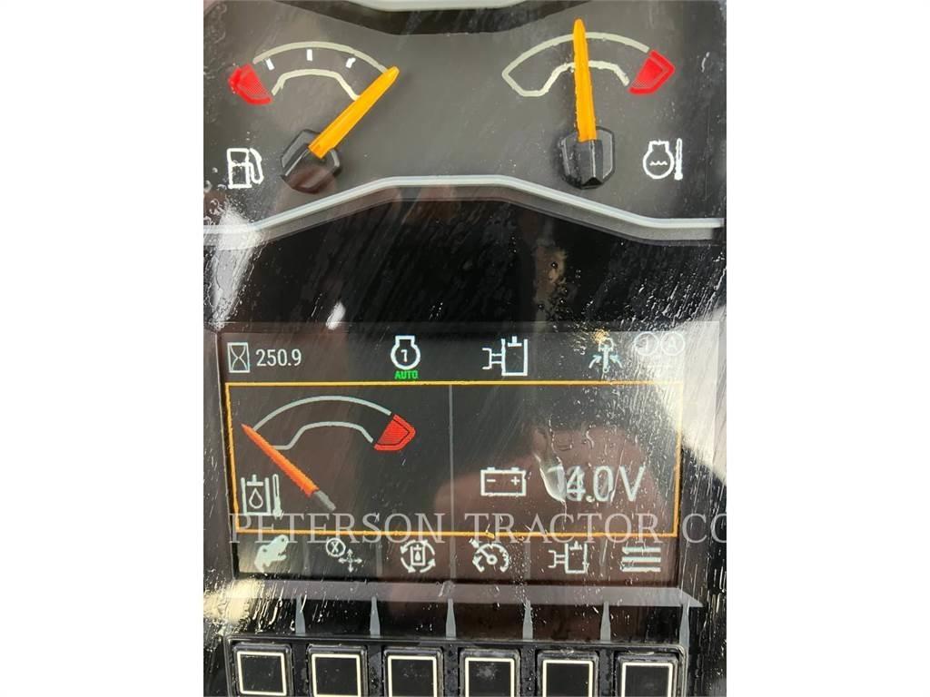 CAT 303.5 Kāpurķēžu ekskavatori