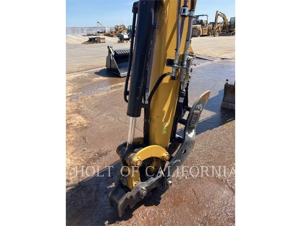 CAT 303.5 Kāpurķēžu ekskavatori