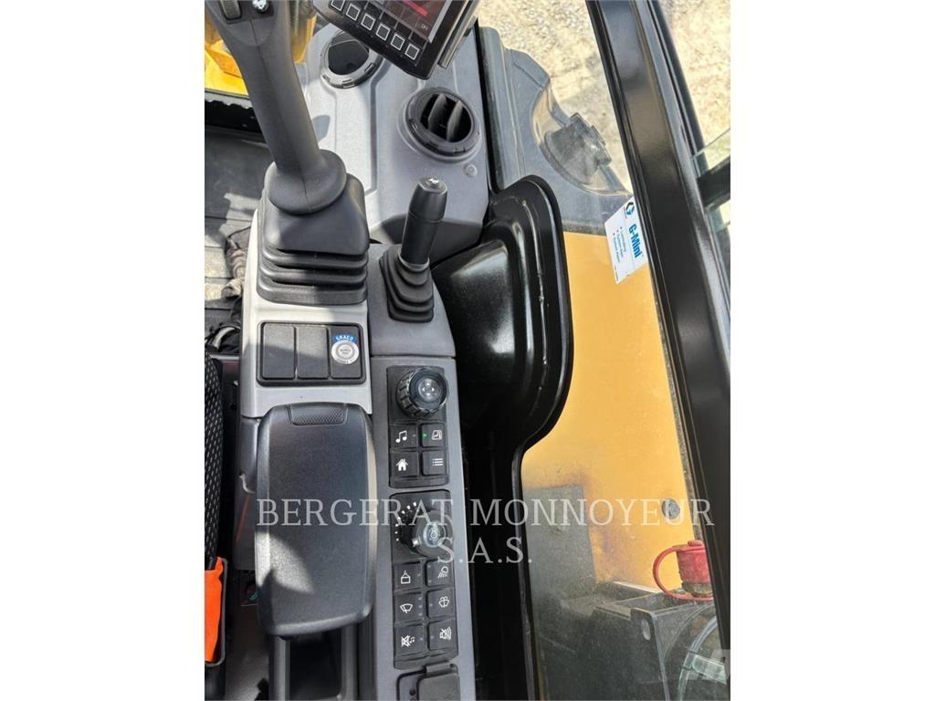 CAT 303.5 Kāpurķēžu ekskavatori