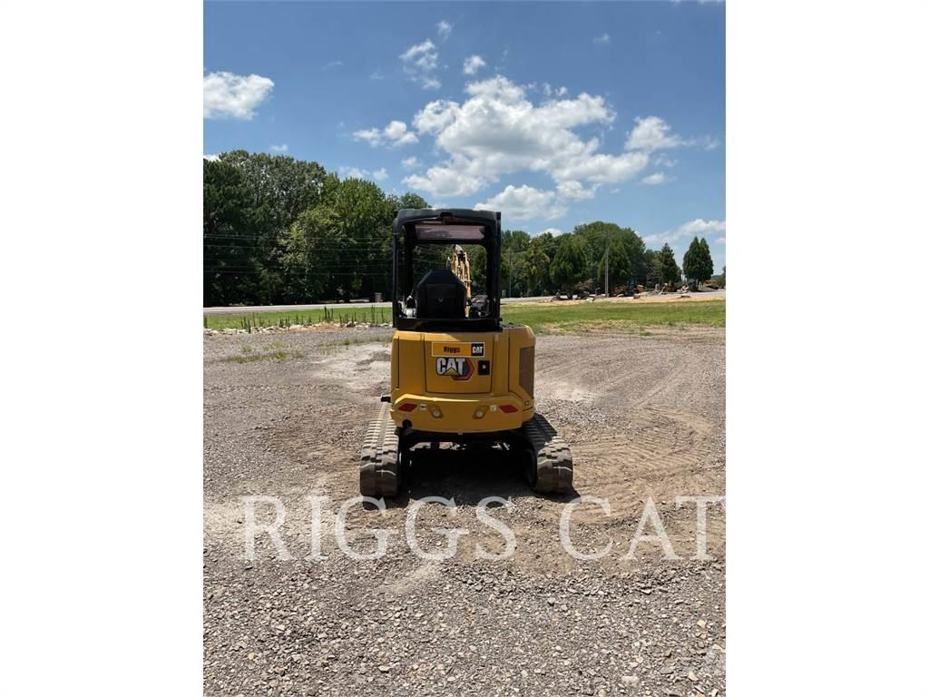 CAT 303.5 Kāpurķēžu ekskavatori