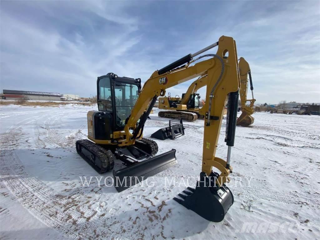 CAT 303.5 Kāpurķēžu ekskavatori