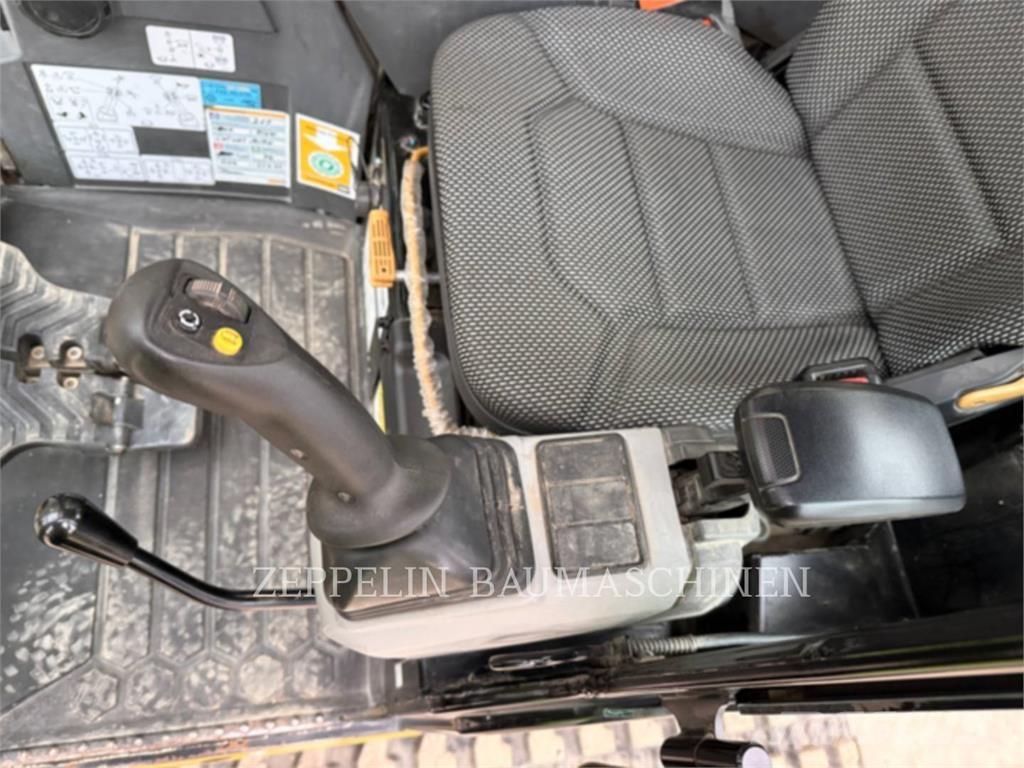 CAT 303.5CR-07 Kāpurķēžu ekskavatori