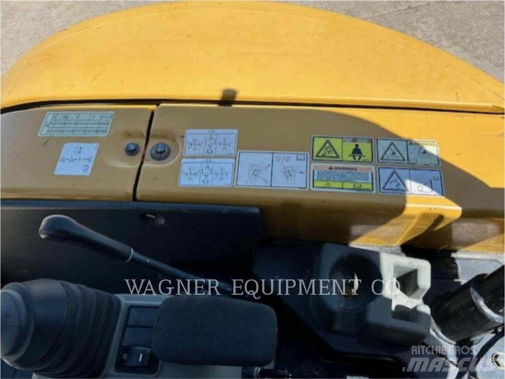 CAT 303.5E2 Kāpurķēžu ekskavatori