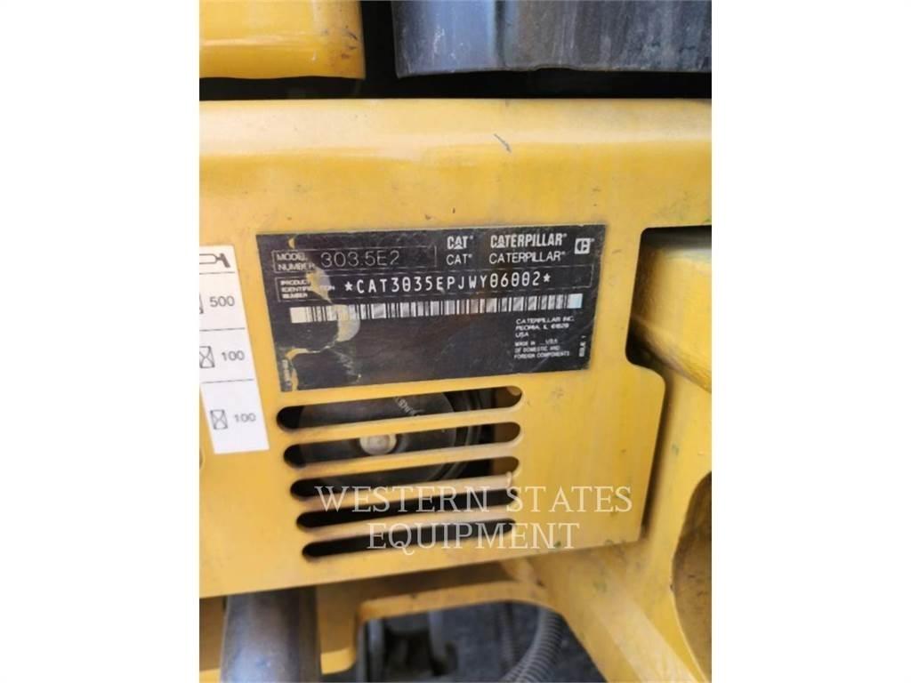 CAT 303.5E2 Kāpurķēžu ekskavatori