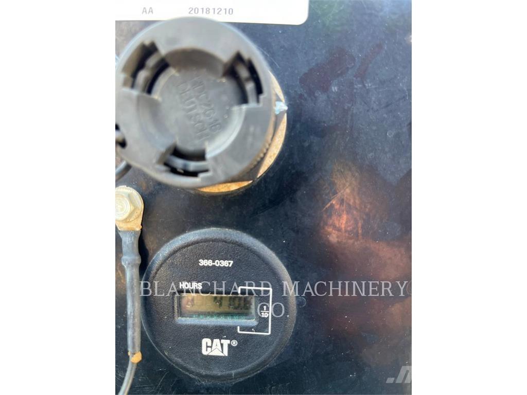CAT 303.5E2 Kāpurķēžu ekskavatori