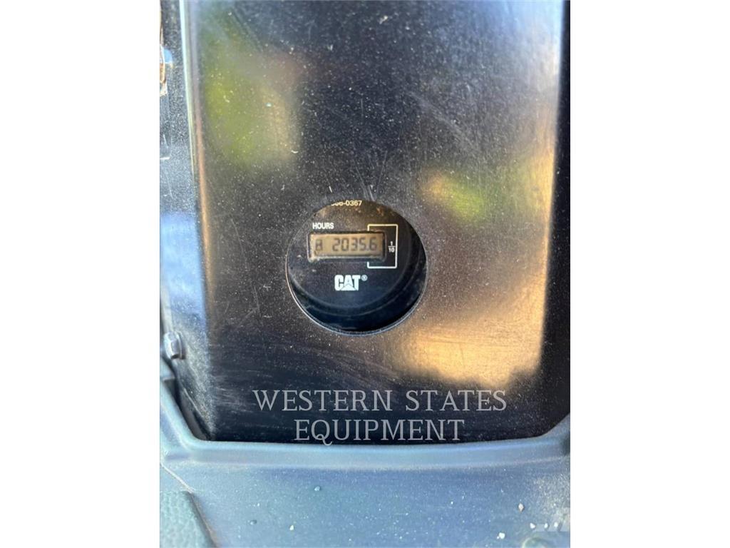 CAT 303.5E2 Kāpurķēžu ekskavatori