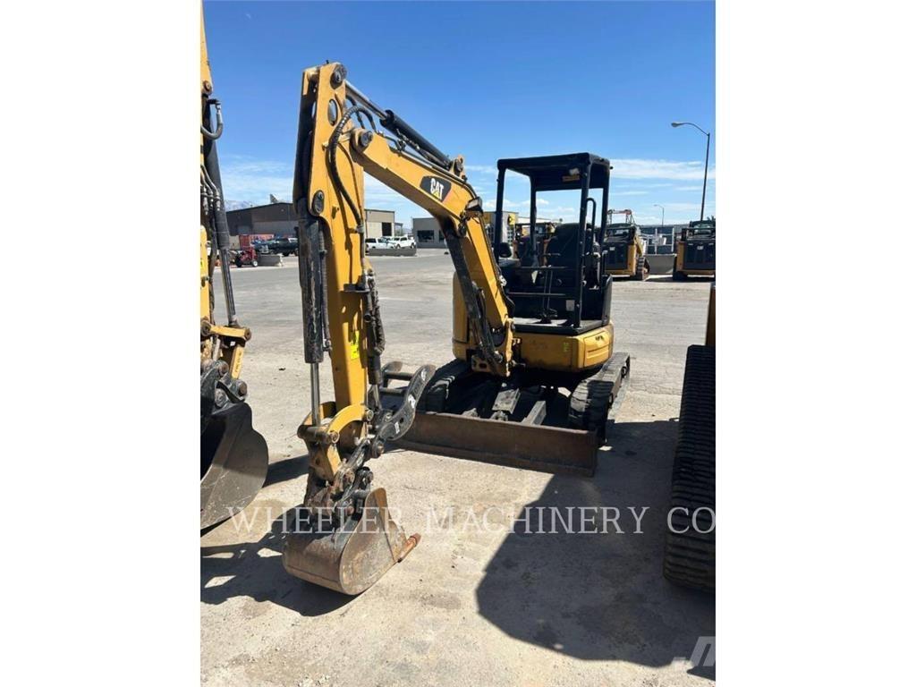 CAT 303.5E2C1T Kāpurķēžu ekskavatori