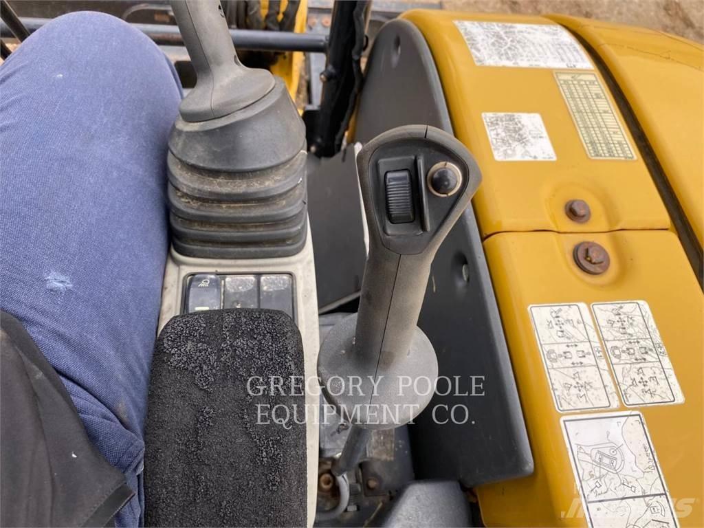 CAT 303.5E2CR Kāpurķēžu ekskavatori