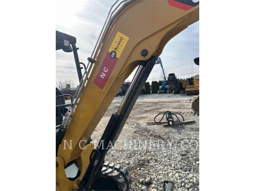 CAT 303.5E2CRN Kāpurķēžu ekskavatori