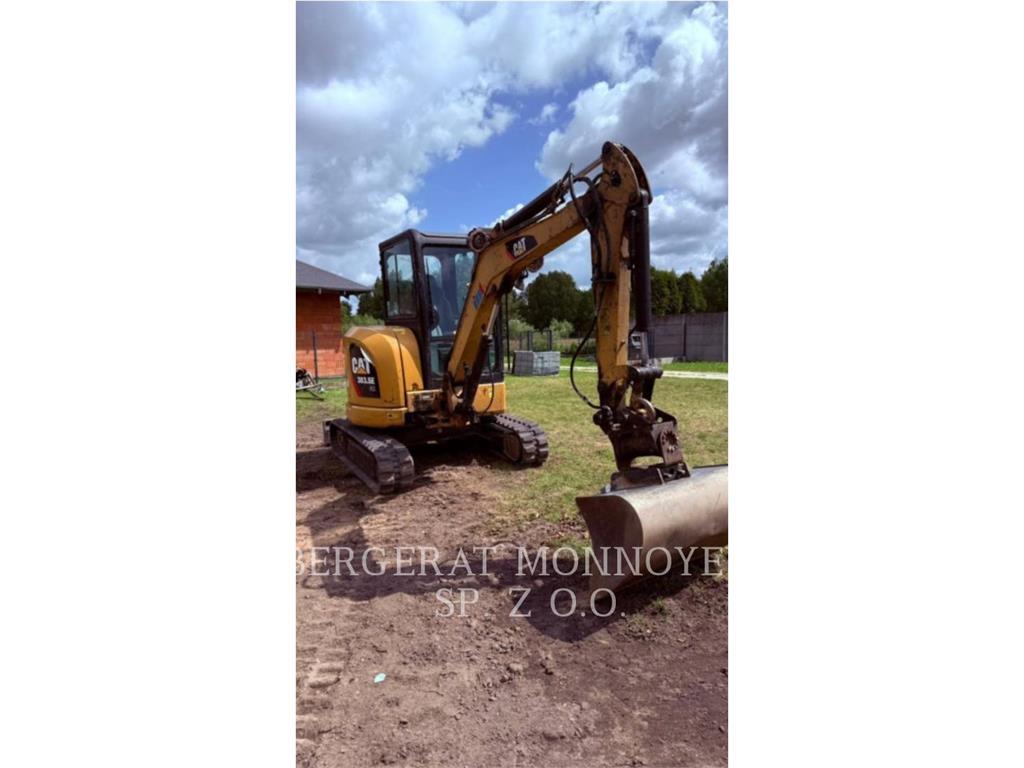 CAT 303.5ECR Kāpurķēžu ekskavatori
