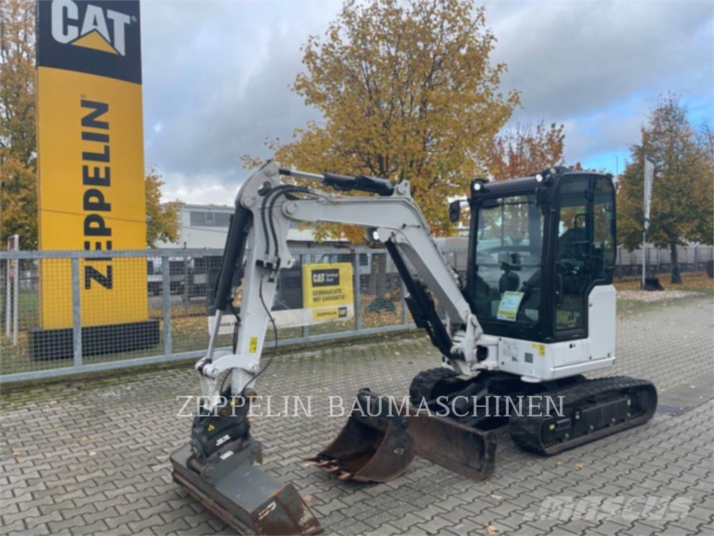 CAT 303CR-07A Kāpurķēžu ekskavatori
