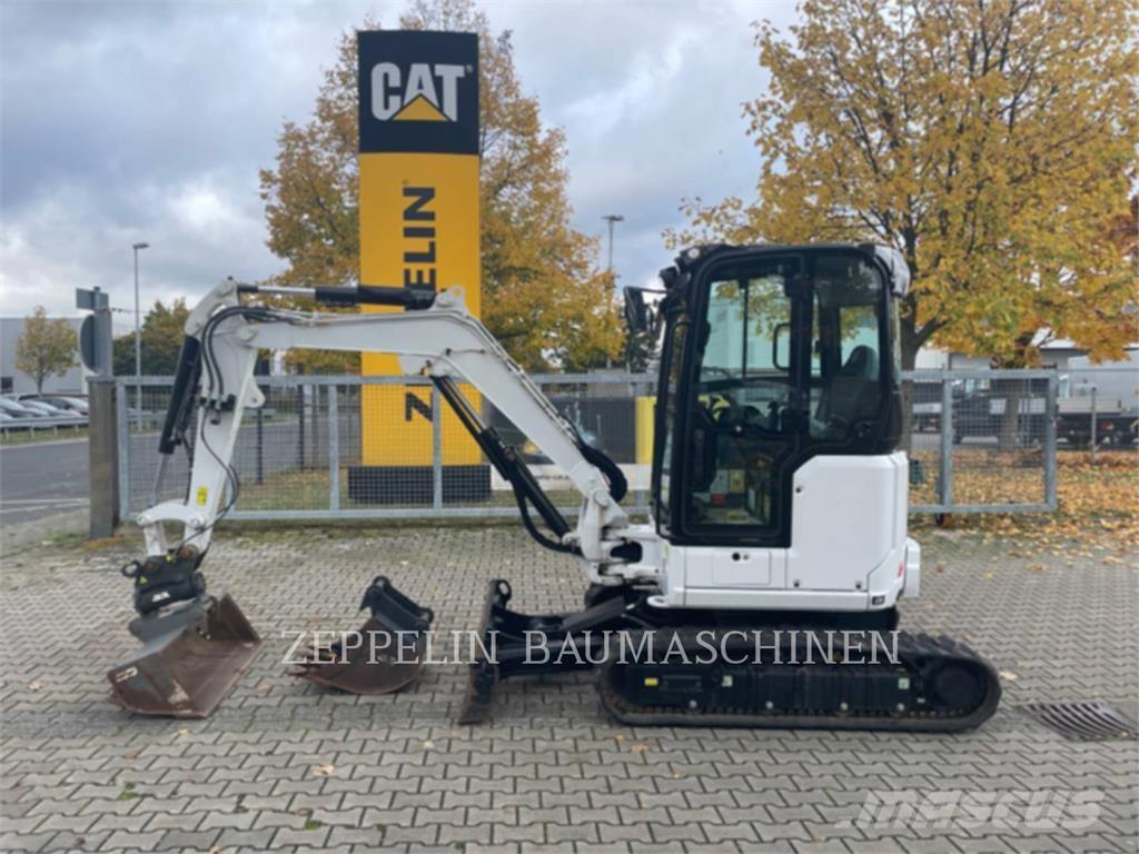 CAT 303CR-07A Kāpurķēžu ekskavatori