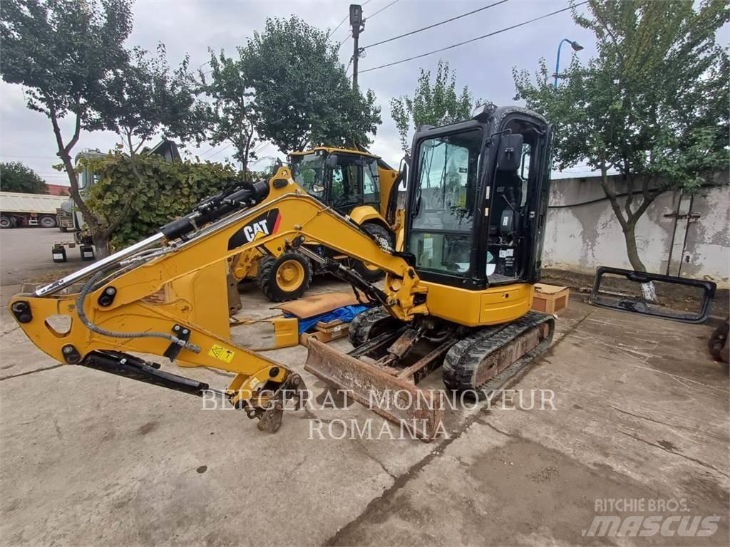 CAT 303ECR Kāpurķēžu ekskavatori